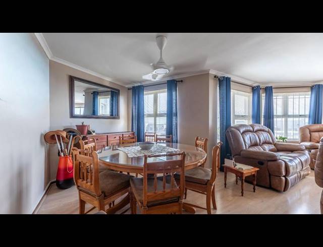 3 BEDROOM APARTMENT FOR SALE IN VAN RIEBEECKSTRAND